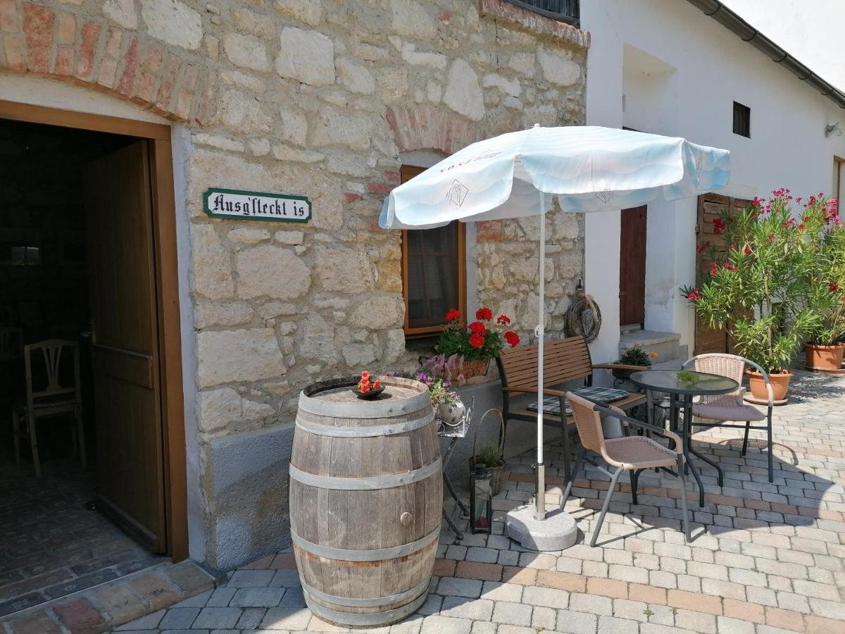 Gaestehaus Anita Breitenbrunn  Exterior photo